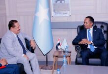 السفير الحنق يلتقي وزير الخارجية والتعاون الصومالي