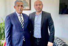 السفير الدعيس يبحث مع مسؤول لبناني مستجدات الأوضاع في اليمن