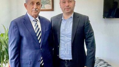 السفير الدعيس يبحث مع مسؤول لبناني مستجدات الأوضاع في اليمن