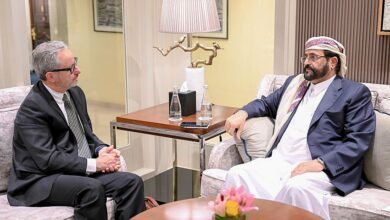 العرادة يبحث مع سفير الاتحاد الأوروبي مستجدات الأوضاع في اليمن