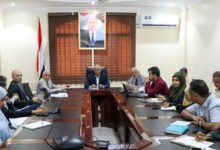 الوزير الشرجبي يبحث مع الفريق الفني للبنك الدولي التحضيرات الجارية لإطلاق سلسلة مشاريع المياه
