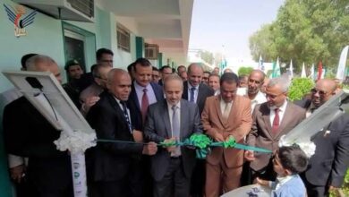 الوزير الوصابي والوكيل السعيدي يدشنان ورش ومعامل تخصص الطاقة الشمسية بكلية المجتمع في سيئون