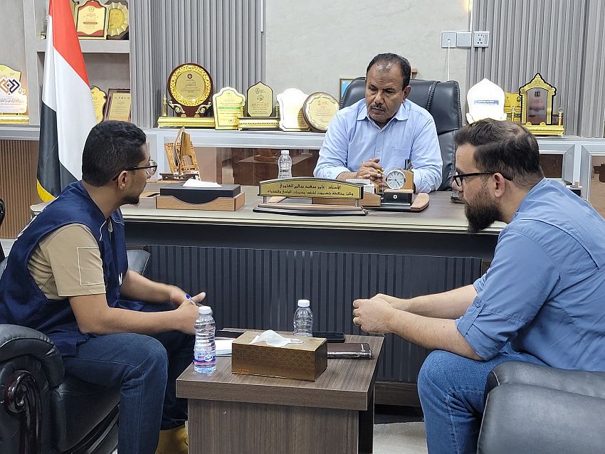 الوكيل العامري يبحث مع مدير برنامج الأغذية العالمي تدخلات البرنامج بوادي وصحراء حضرموت