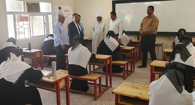 الوكيل العامري يتفقد سير الامتحانات النهائية لطلاب الثانوية العامة بوادي حضرموت