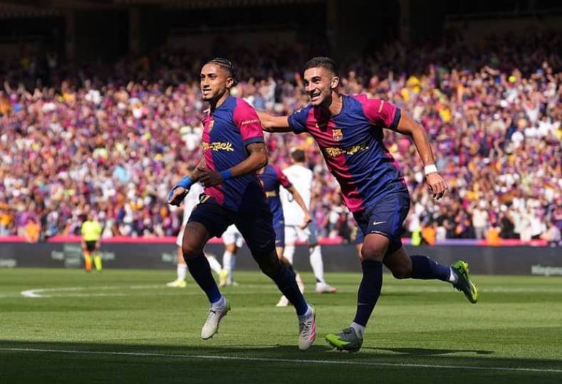 برشلونة