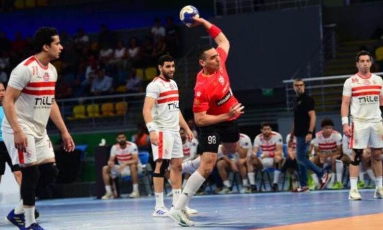 يد الأهلي والزمالك