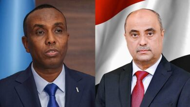 رئيس الوزراء يتلقى برقية من نظيره الصومالي