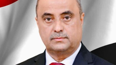رئيس الوزراء يتلقى رسالة من امين عام مجلس التعاون لدول الخليج العربية