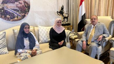 رئيس مجلس النواب يلتقي رئيسة اللجنة الوطنية للمرأة بمحافظة تعز