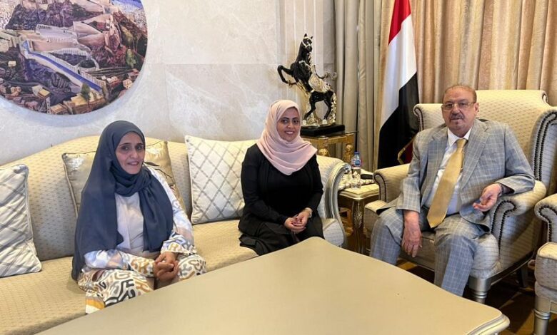 رئيس مجلس النواب يلتقي رئيسة اللجنة الوطنية للمرأة بمحافظة تعز