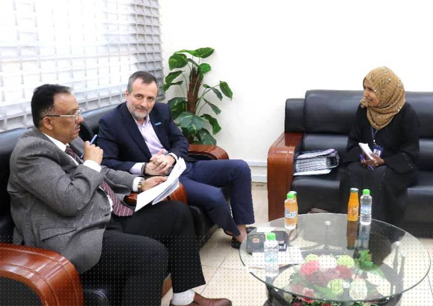 رئيس مصلحة الجمارك يبحث مع المفوضية السامية التعاون في مجال الإعفاءات الجمركية