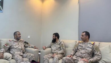 رئيس هيئة الأركان العامة يطلع على الأوضاع الميدانية في محور مران