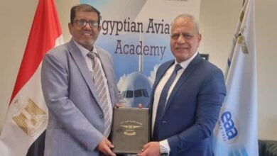رئيس هيئة الطيران يبحث مع رئيس الأكاديمية المصرية لعلوم الطيران التعاون بمجال التدريب