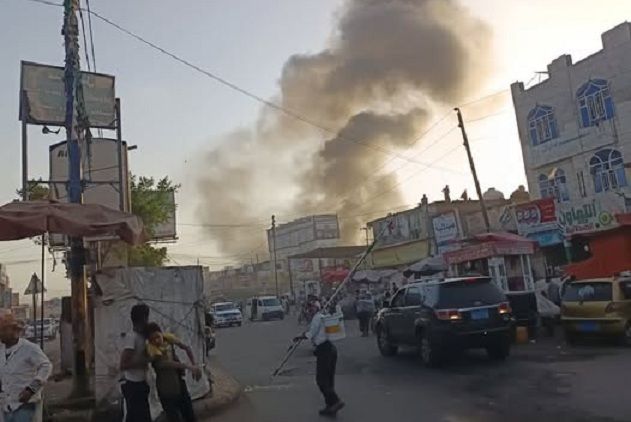 شهداء وجرحى مدنيون بانفجار مخزن أسلحة مرتبط بالحوثيين في تعز
