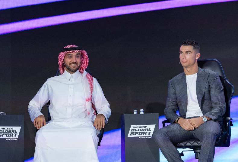 كريستيانو رونالدو - وزير الرياضة السعودي