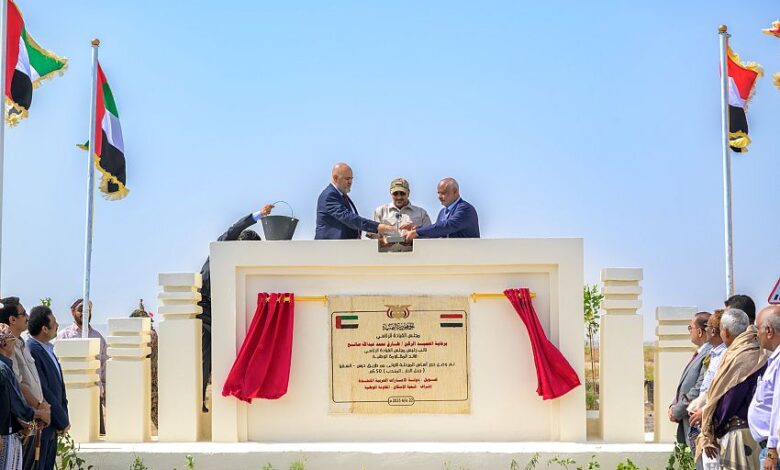 طارق صالح يفتتح ويدشن حزمة مشاريع في مجال الطرق تزامناً مع العيد الوطني 22 مايو