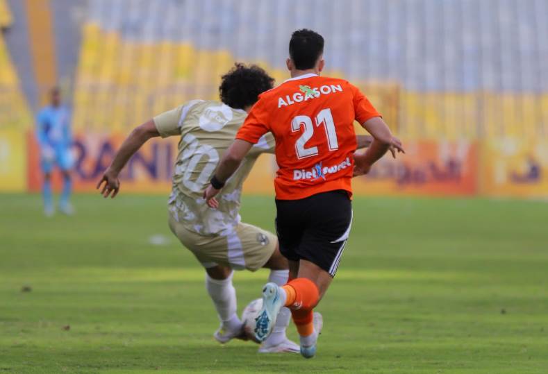 الأهلي ضد فاركو