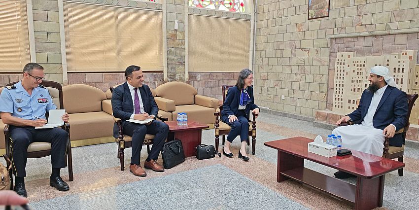 عضو مجلس القيادة المحرمي يشيد بمواقف فرنسا الداعمة لليمن ويؤكد أهمية تعزيز التعاون المشترك