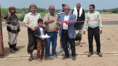 محافظ الحديدة يدشن العمل في شركة "يمن توداي" لتموين السيارات بالغاز في الخوخة