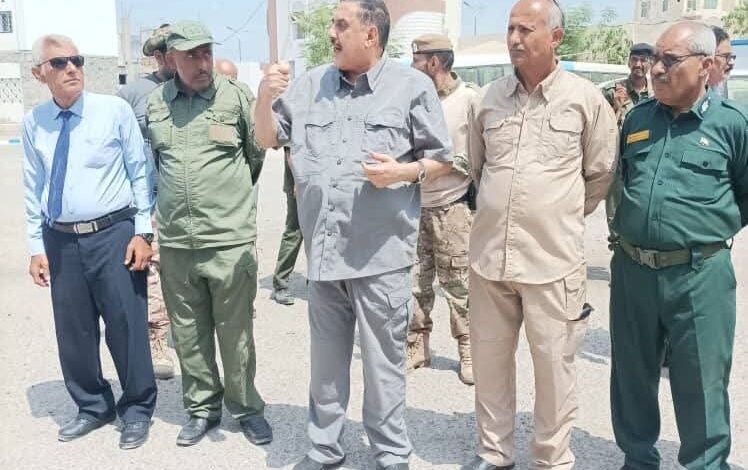 مدير #أمن عدن يلتقي بالدفعة التدريبية ويؤكد على أهمية الاستفادة من العلوم #الشرطوية والقانونية