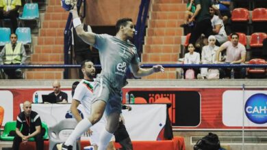 يد الاهلى