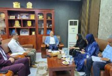 نائب وزير الصناعة يبحث مع مديرة برنامج الأغذية العالمي تعزيز التعاون المشترك