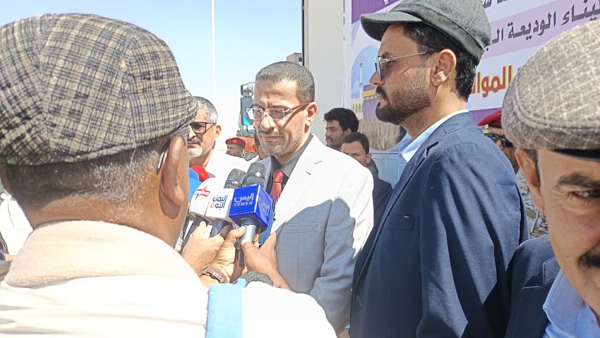 وزارة الاوقاف تبدأ تفويج حجاج الموسم ١٤٤٦ براً عبر منفذ الوديعة