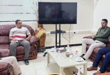 وزارة الشباب والرياضة تناقش مع مؤسسة التواصل الإنساني برامج تمكين الشباب