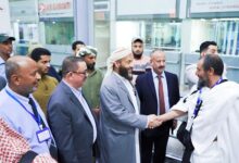 وزير الأوقاف والإرشاد يُدشن أولى رحلات تفويج الحجاج جواً من مطار عدن الدولي
