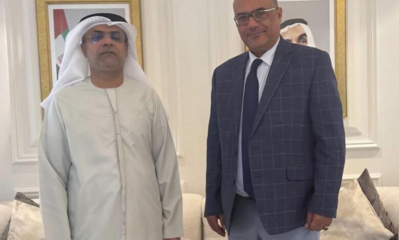 وزير التخطيط والتعاون الدولي يبحث مع السفير الإماراتي آفاق التعاون المشترك