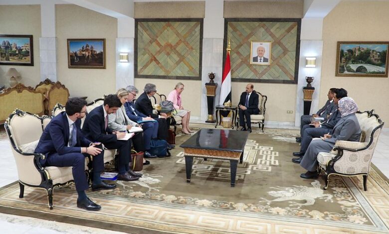 وزير الخارجية يبحث مع مسؤولة اوروبية التنسيق لمواجهة التحديات الإقليمية والدولية