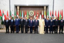 وزير الخارجية يشارك في اجتماع هيئة متابعة تنفيذ القرارات والالتزامات المعنية بالقمة العربية