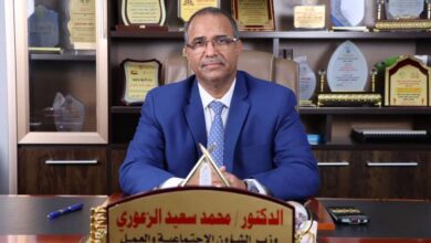 وزير الشؤون الاجتماعية والعمل يهنئ عمال اليمن بعيدهم العالمي