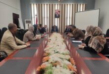 وزير العدل يبحث مع وفد الصليب الأحمر و مؤسسة فريدريش إيبرت تعزيز التعاون المشترك