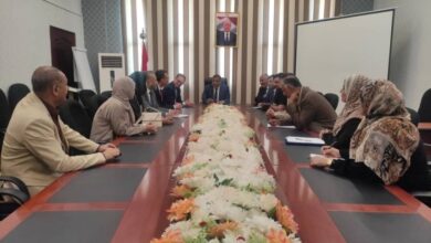 وزير العدل يبحث مع وفد الصليب الأحمر و مؤسسة فريدريش إيبرت تعزيز التعاون المشترك