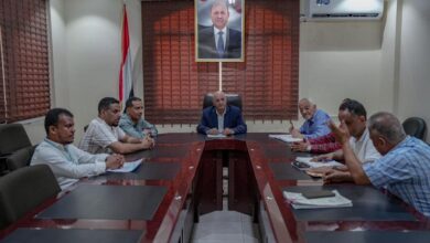 وزير المياه والبيئة يوقع اتفاقية لإعادة تأهيل مصادر مياه في ابين