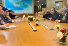 وفد مجلس النواب يلتقي هيئة برلمانية اندونيسية ويشارك بالاجتماع التشاوري العربي في جاكرتا