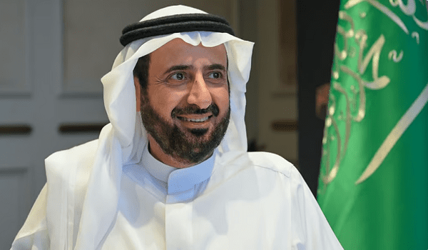 الربيعة يطمئن رئيس بعثة الحج الإيرانية على مغادرة طلائع الحجاج الإيرانيين