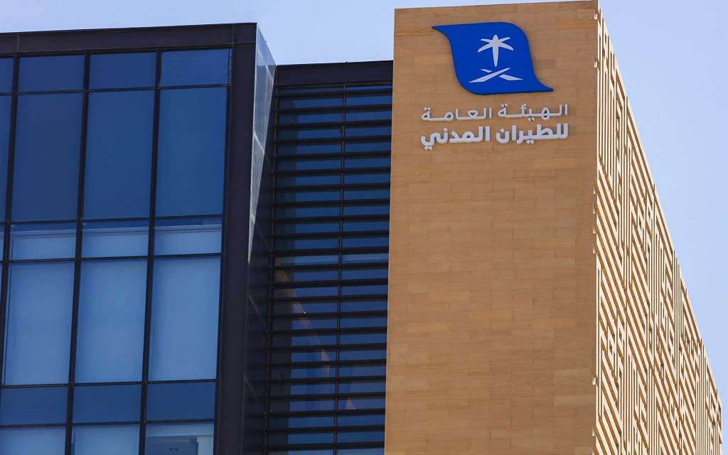 السعودية وبنما توقعان اتفاقية في خدمات النقل الجوي