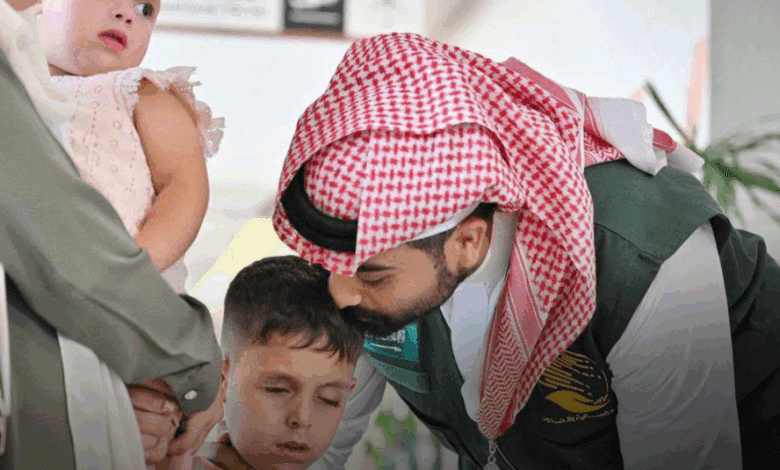 والدة الطفل الفلسطيني محمد حجازي تشكر السعودية: أتمنى عودة بصره