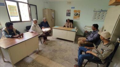 أعضاء السلطة المحلية في حبان يزورون مكتب الصحة بالمديرية للاطلاع على سير النشاط الصحي