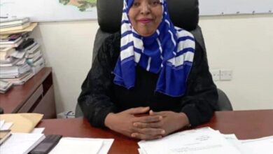أكاديمية في جامعة عدن تكشف تعرضها للتهديد بعد مشاركتها في احتجاجات سلمية وتؤكد: لن أُرهب وسأدافع عن حقي