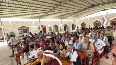 اجتماع موسع في مدينة لودر يناقش فتح طريق "ثرة" الحيوي المغلق منذ أكثر منذ عشر سنوات..