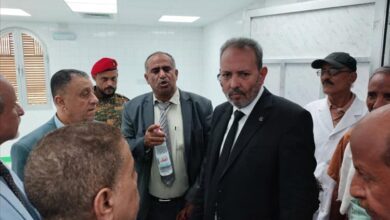 الحامد والشيحي يدشنان أعمال مؤسسة يمان لخدمة الأمهات الحوامل بهيئة الرازي بأبين