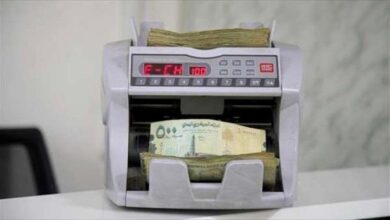 الريال اليمني يشهد أسوأ انهيار في تاريخه