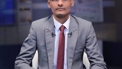 الصحفي محمد الديني يكشف: مسؤول بعدن يركّب مكيفًا لكلب حراسته وسط معاناة الأهالي من انقطاع الكهرباء