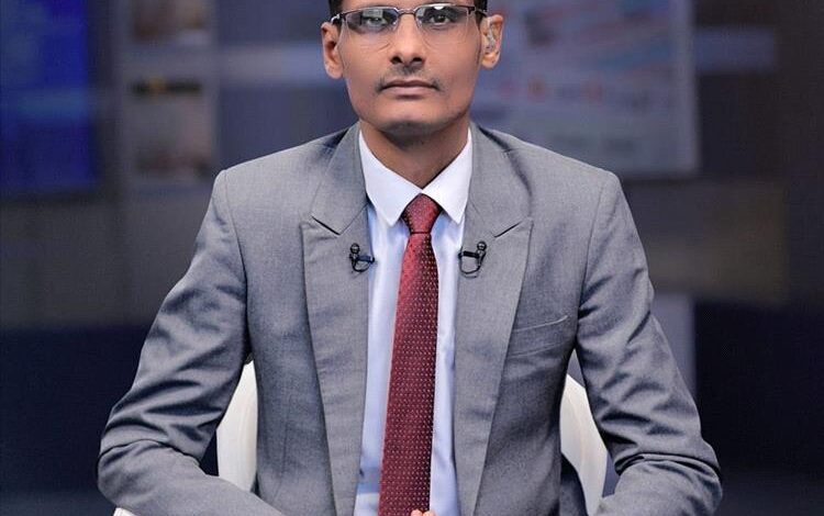 الصحفي محمد الديني يكشف: مسؤول بعدن يركّب مكيفًا لكلب حراسته وسط معاناة الأهالي من انقطاع الكهرباء