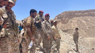 العميد الأدبعي يشيد بالجاهزية القتالية للواء 135 مشاة خلال زيارة عيدية تفقدية في حضرموت