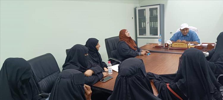 اللجنة المجتمعية النسوية بخنفر تشيد بجهود مستشفى الرازي خلال زيارة دعم وتعاون لتحسين الخدمات الصحية