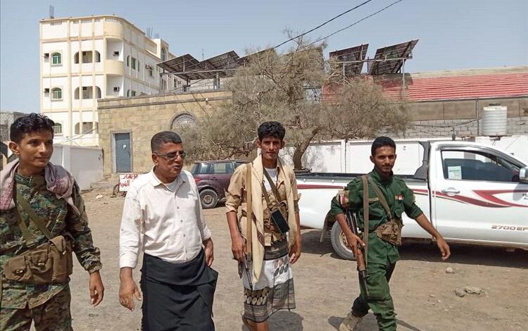 انتقالي خنفر يزور إدارة أمن المديرية ويتفقد أوضاع النزلاء في سجن جعار
